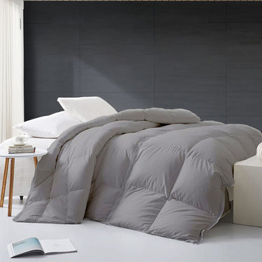Designer quilt for modern bedroom