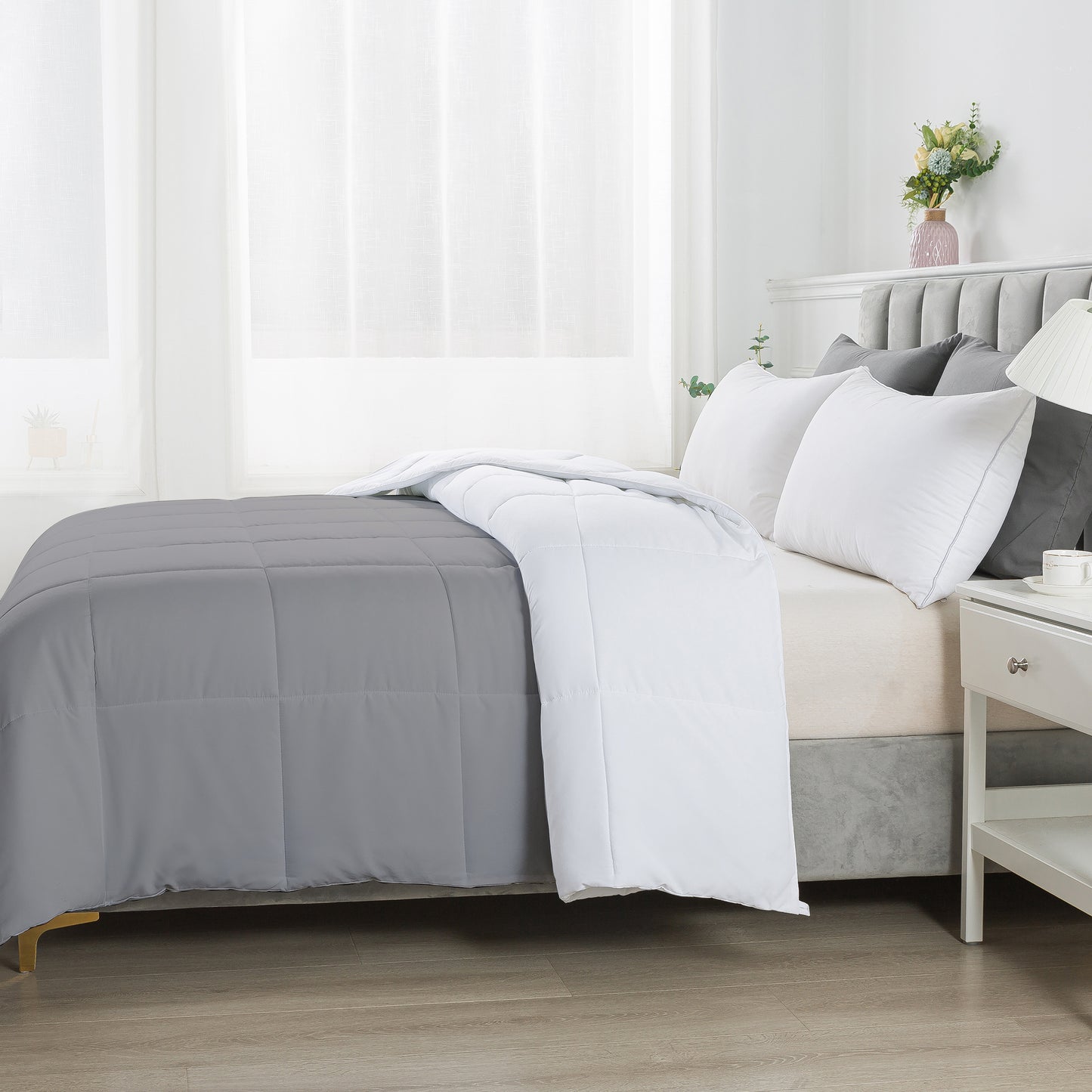 Razzai - 200 GSM Soft AC Comforter Hotel Quality-Down Alternative Reversible Comforter - All Season |AC Comforter/Blanket/Quilt/Rajai Double Bed|Silver/White